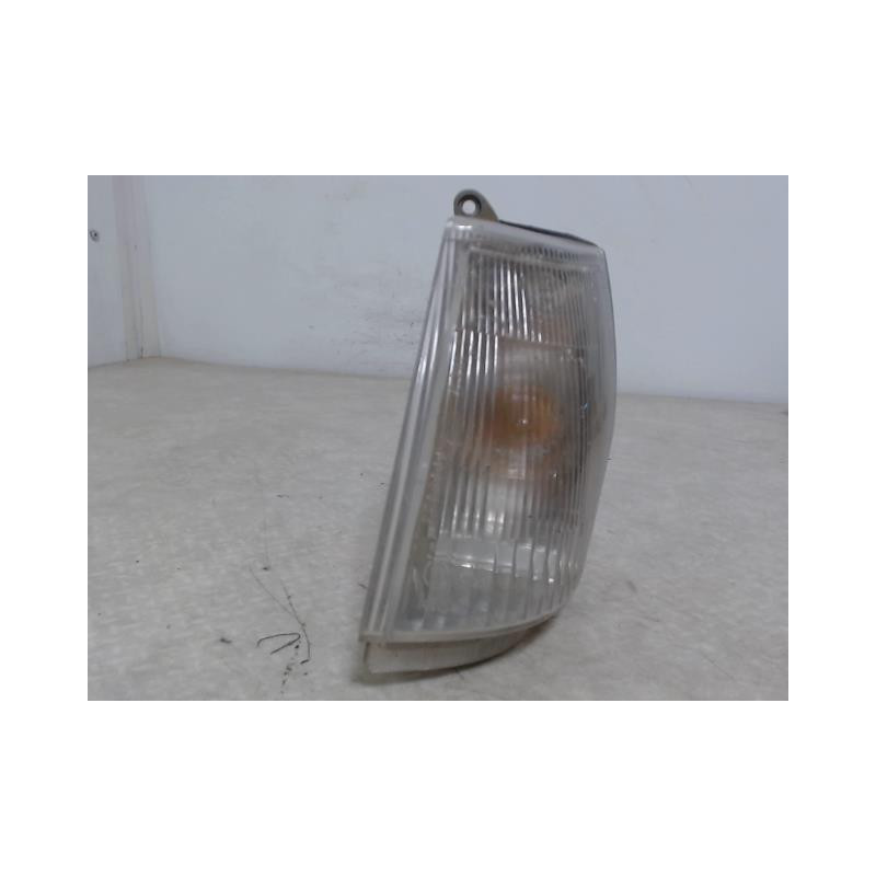 Optique avant secondaire gauche (feux)(clignotant) LANCIA 1.1 I 50 8V d’occasion