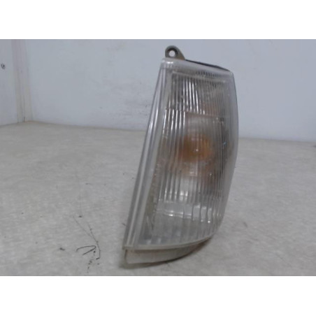 Optique avant secondaire gauche (feux)(clignotant) LANCIA 1.1 I 50 8V d’occasion