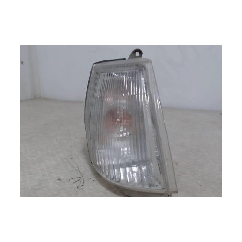 Optique avant secondaire droit (feux)(clignotant) LANCIA Y10 1 d’occasion