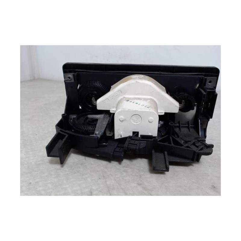 Commande chauffage VOLKSWAGEN 1.4I 60 8V d’occasion