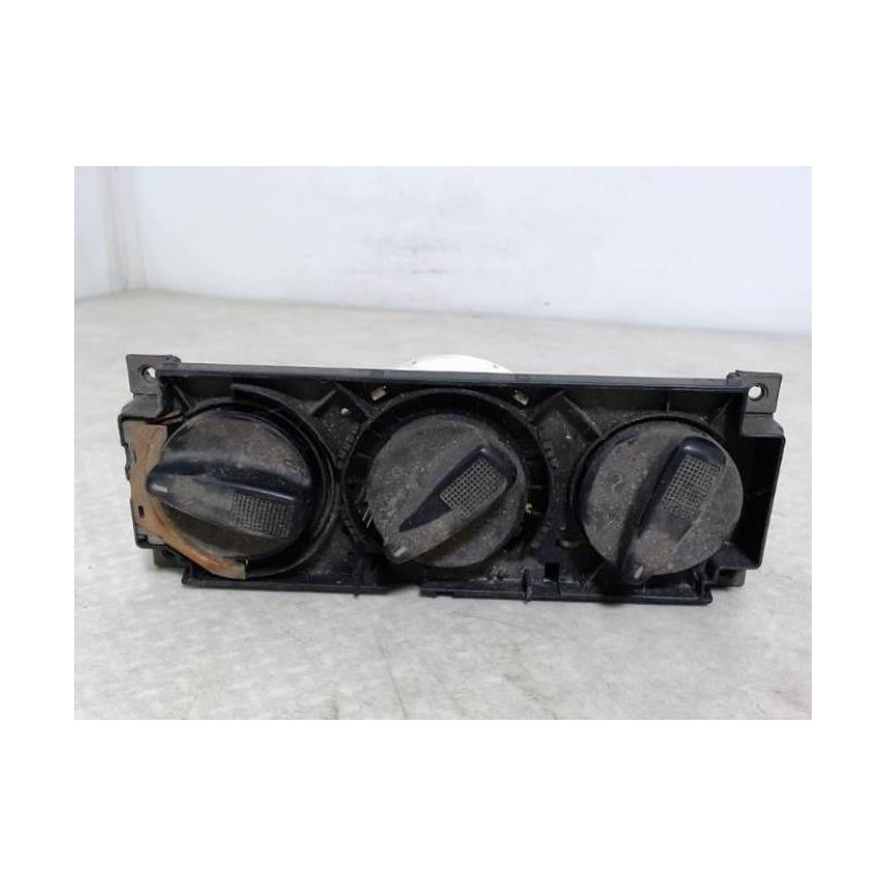Commande chauffage VOLKSWAGEN 1.3 I G40 115 8V d’occasion