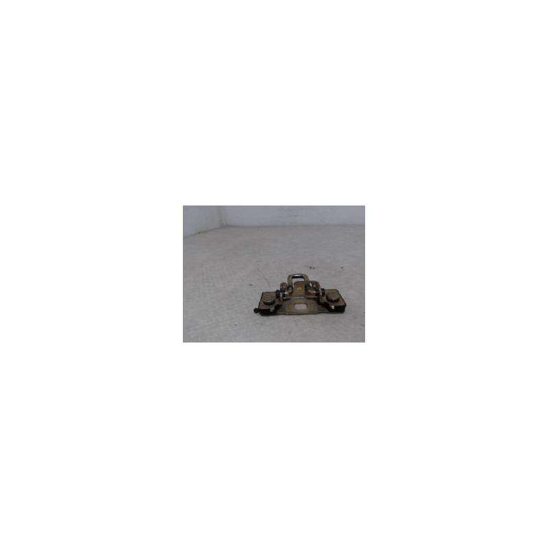 Serrure arriere gauche RENAULT CLIO 1 PHASE 2 d’occasion
