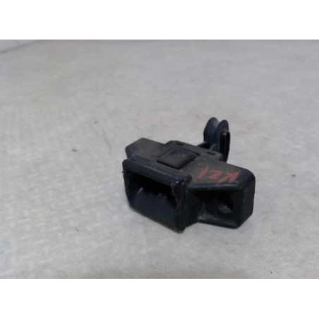 Serrure de coffre RENAULT CLIO 2 PHASE 1 d’occasion