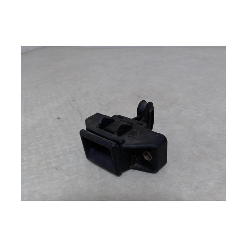 Serrure de coffre RENAULT CLIO 2 PHASE 1 d’occasion