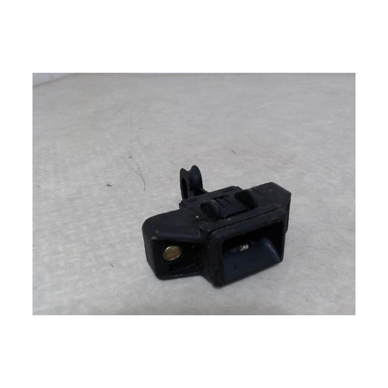 Serrure de coffre RENAULT CLIO 2 PHASE 1 d’occasion