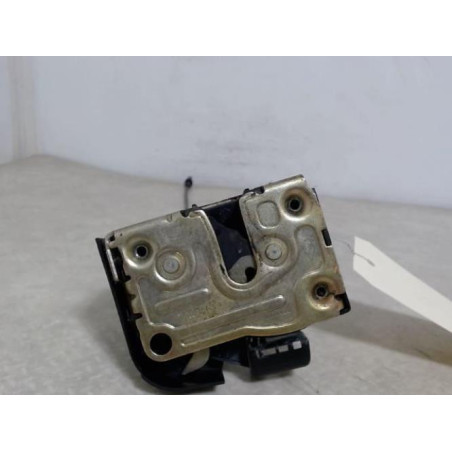 Serrure avant gauche RENAULT CLIO 2 PHASE 2 d’occasion