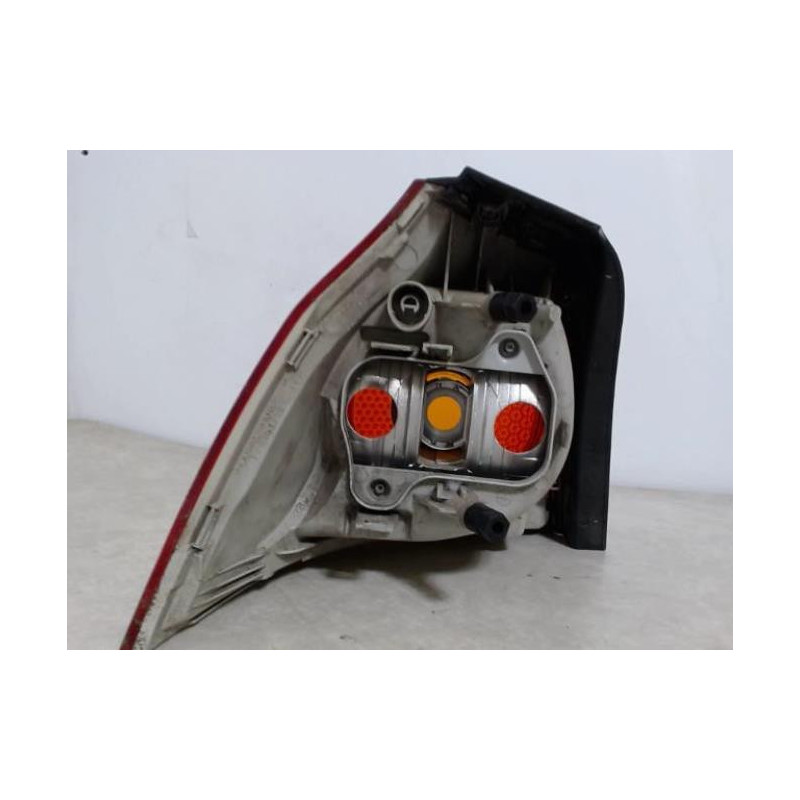 Feu arriere principal droit (feux) VOLKSWAGEN GOLF 5 d’occasion