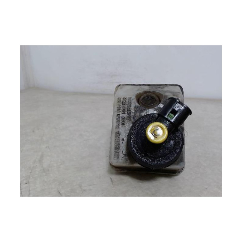 Maitre cylindre (freinage) RENAULT TWINGO 1 PHASE 2 d’occasion