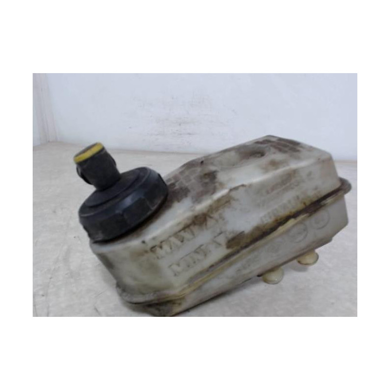 Maitre cylindre (freinage) RENAULT SCENIC 1 PHASE 2 d’occasion