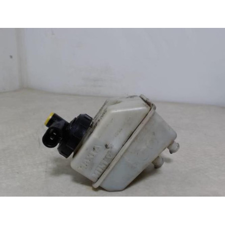 Maitre cylindre (freinage) RENAULT TWINGO 1 PHASE 3 d’occasion