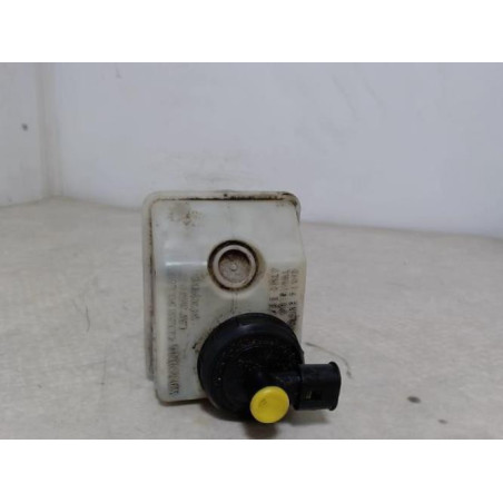 Maitre cylindre (freinage) RENAULT TWINGO 1 PHASE 3 d’occasion