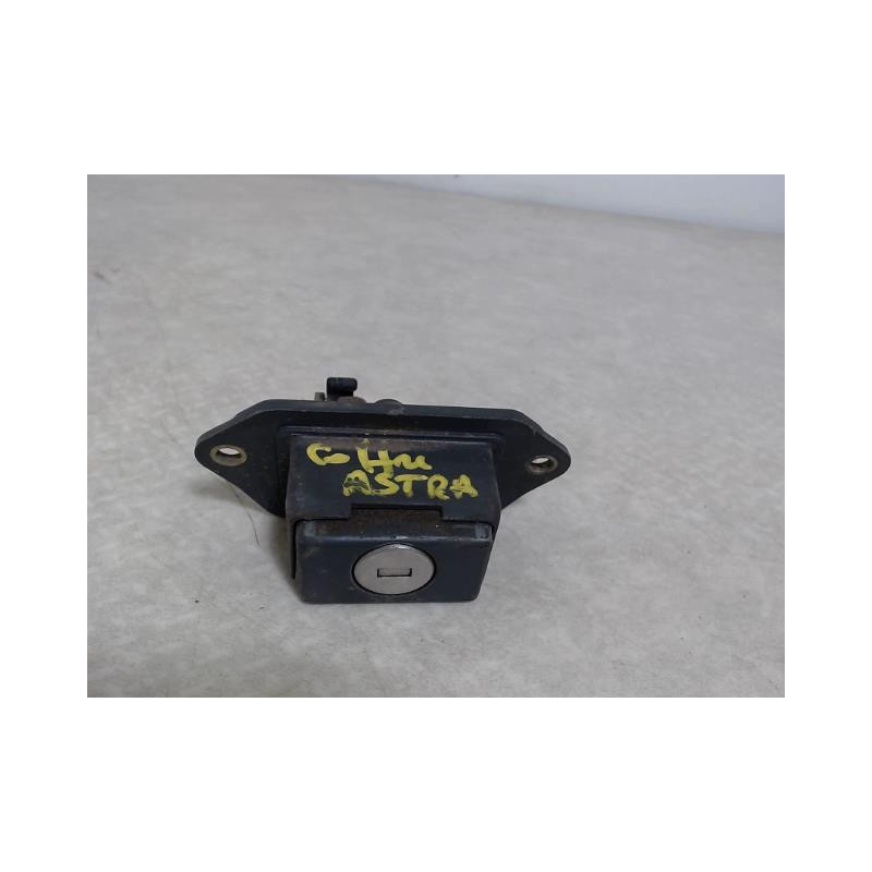 Serrure de coffre OPEL ASTRA G BREAK d’occasion