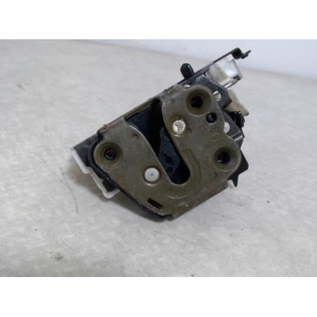 Serrure arriere gauche NISSAN MICRA 2 PHASE 4 d’occasion