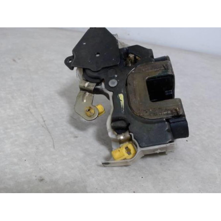 Serrure arriere gauche NISSAN MICRA 2 PHASE 4 d’occasion