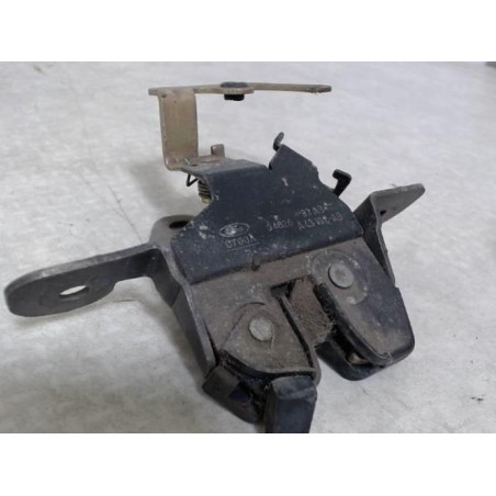 Serrure de coffre FORD  d’occasion