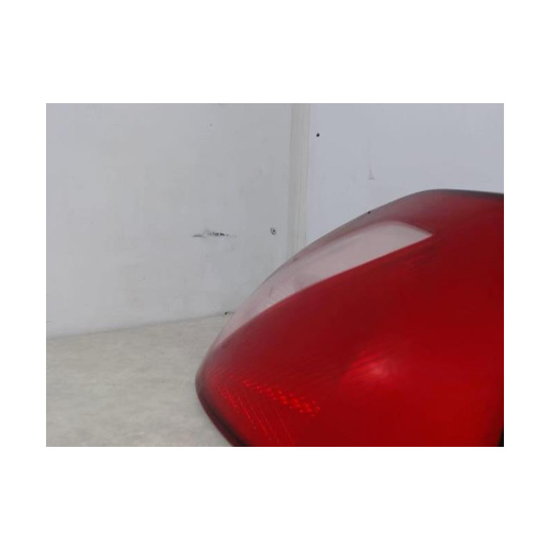 Feu arriere principal droit (feux) RENAULT MEGANE 2 PHASE 1 d’occasion