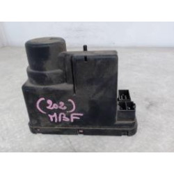 Boitier de centralisation MERCEDES 2.2 I 150 16V d’occasion