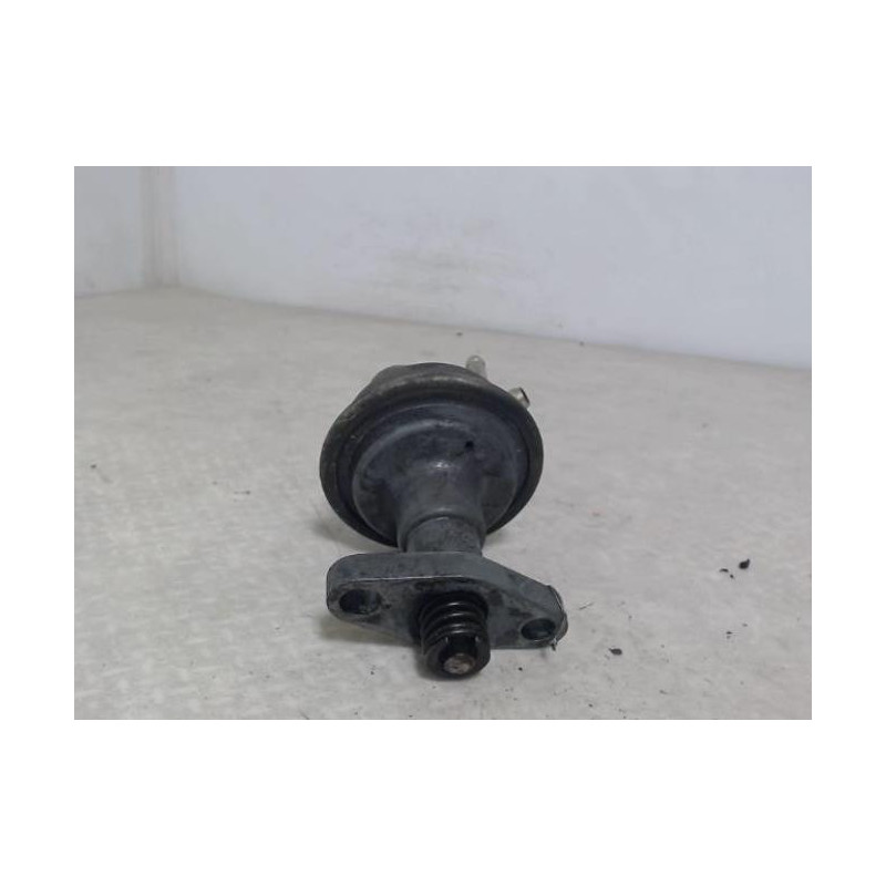 Pompe à carburant FORD FIESTA 2 d’occasion