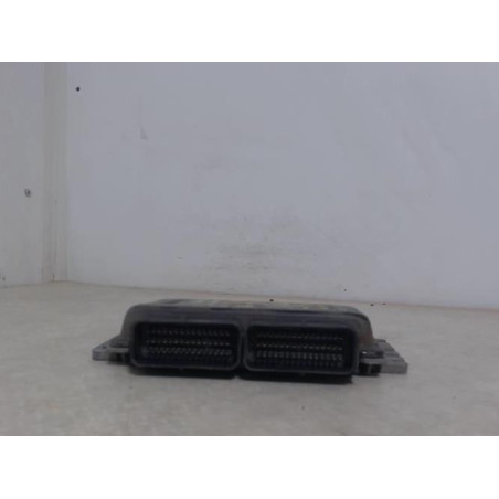 Calculateur RENAULT CLIO 2 PHASE 1 d’occasion