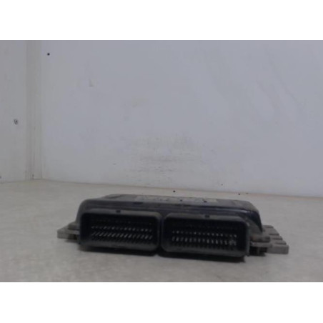 Calculateur RENAULT SCENIC 1 PHASE 2 d’occasion
