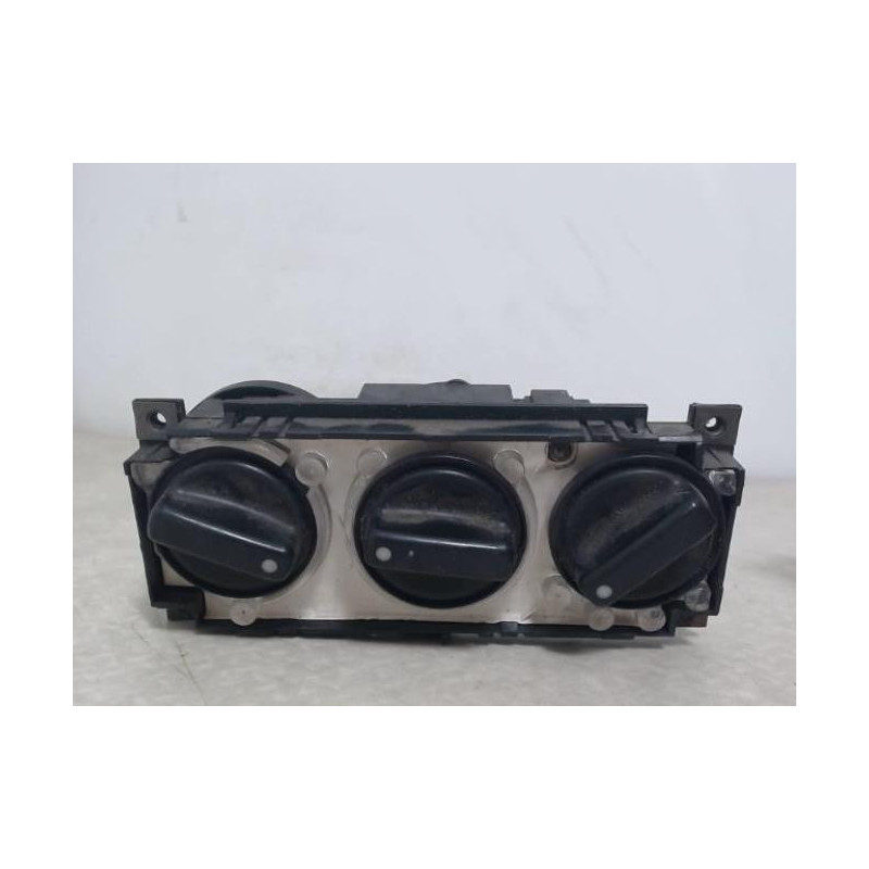 Commande chauffage VOLKSWAGEN 1.0 45 8V d’occasion