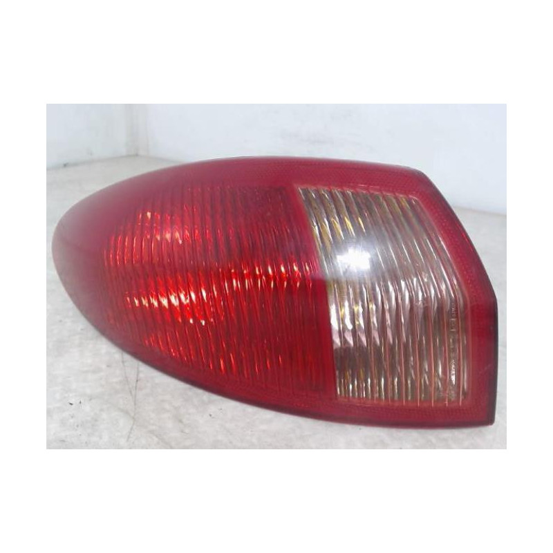 Feu arriere principal gauche (feux) ALFA ROMEO 1.9 JTD 115 8V d’occasion