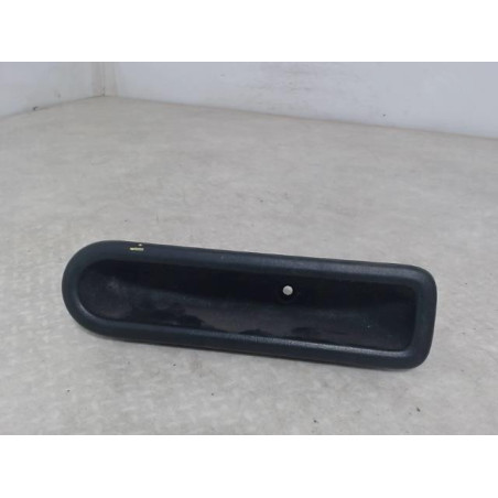 Poignee de maintien avant droit RENAULT CLIO 3 PHASE 1 d’occasion