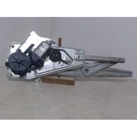 Moteur essuie glace avant gauche RENAULT TWINGO 1 PHASE 1 d’occasion
