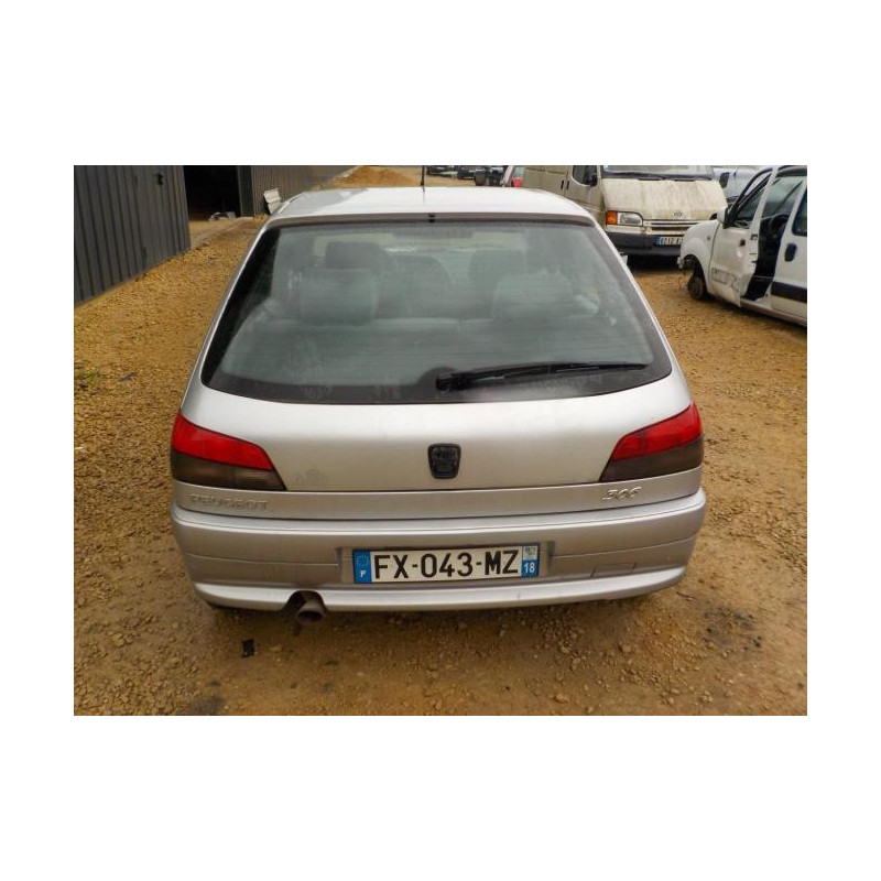 Feu arriere principal droit (feux) PEUGEOT 306 PHASE 2 d’occasion