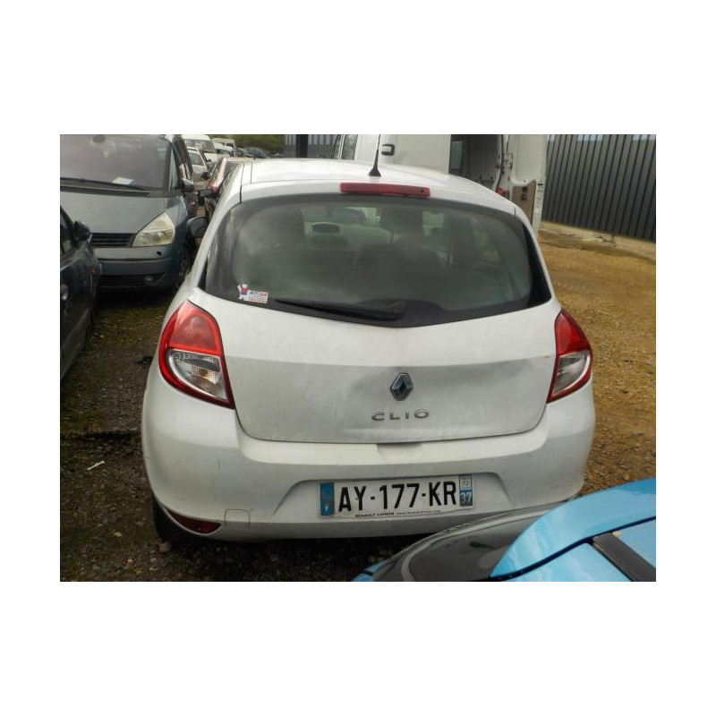 Anti brouillard gauche (feux) RENAULT CLIO 3 PHASE 2 d’occasion