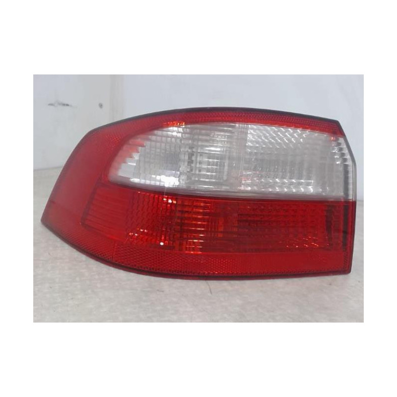 Feu arriere principal gauche (feux) RENAULT LAGUNA 2 PHASE 1 d’occasion