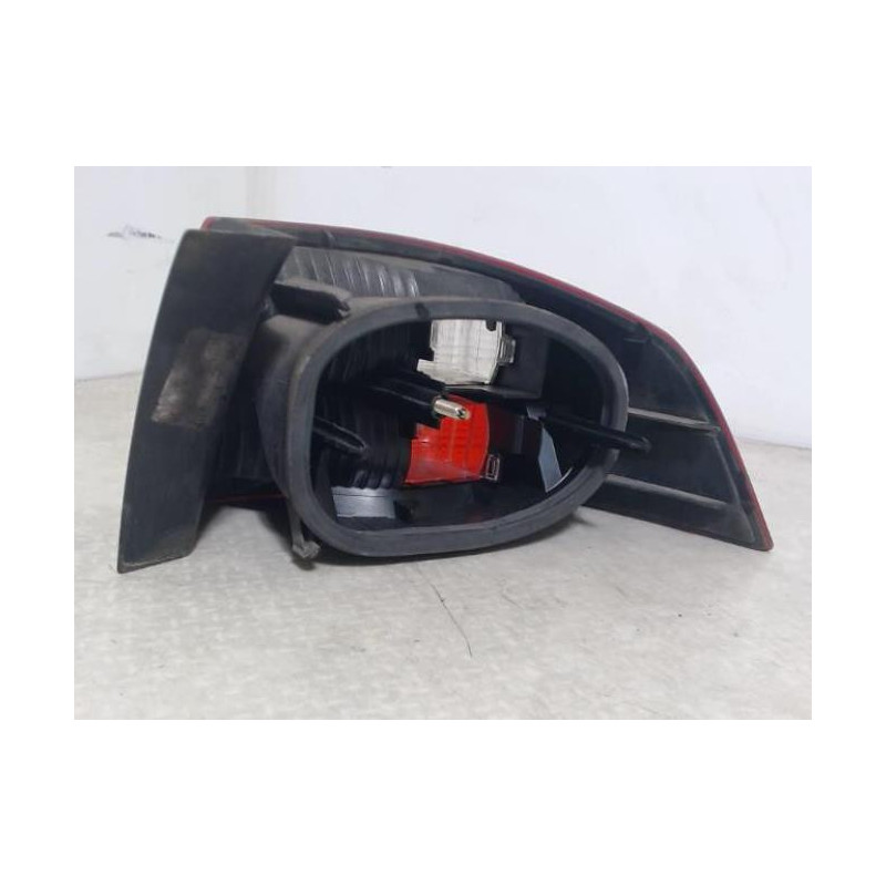 Feu arriere principal gauche (feux) RENAULT LAGUNA 2 PHASE 1 d’occasion