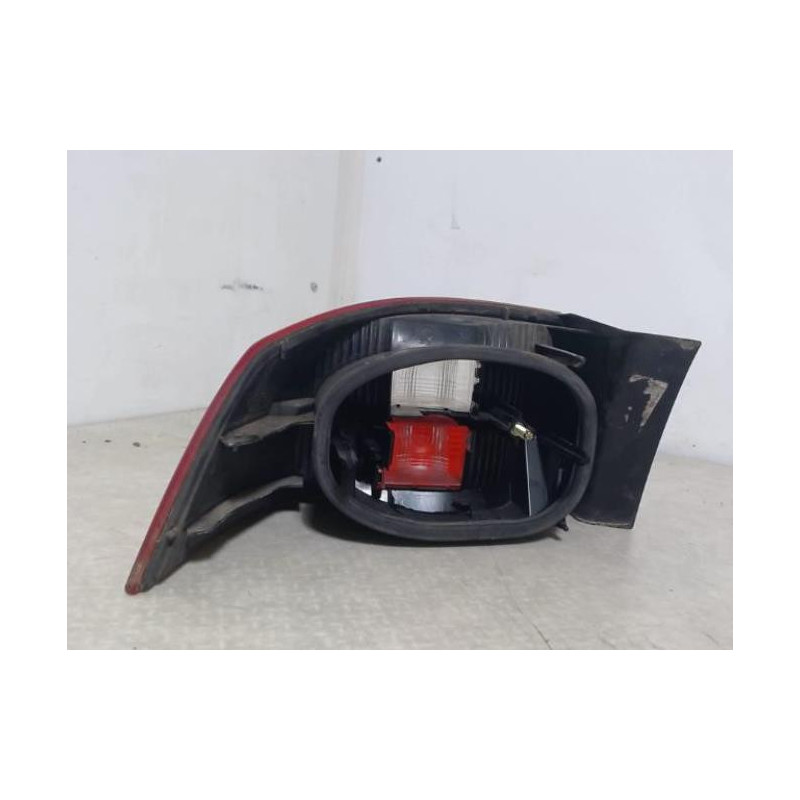 Feu arriere principal droit (feux) RENAULT LAGUNA 2 PHASE 1 d’occasion