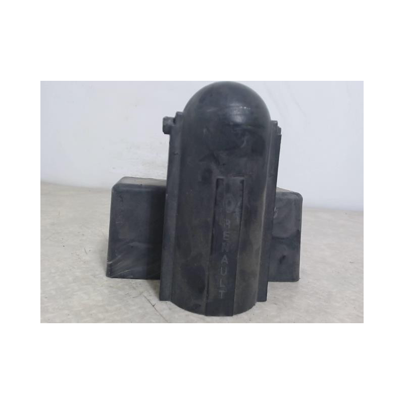 Attelage (boule de remorquage) RENAULT  d’occasion