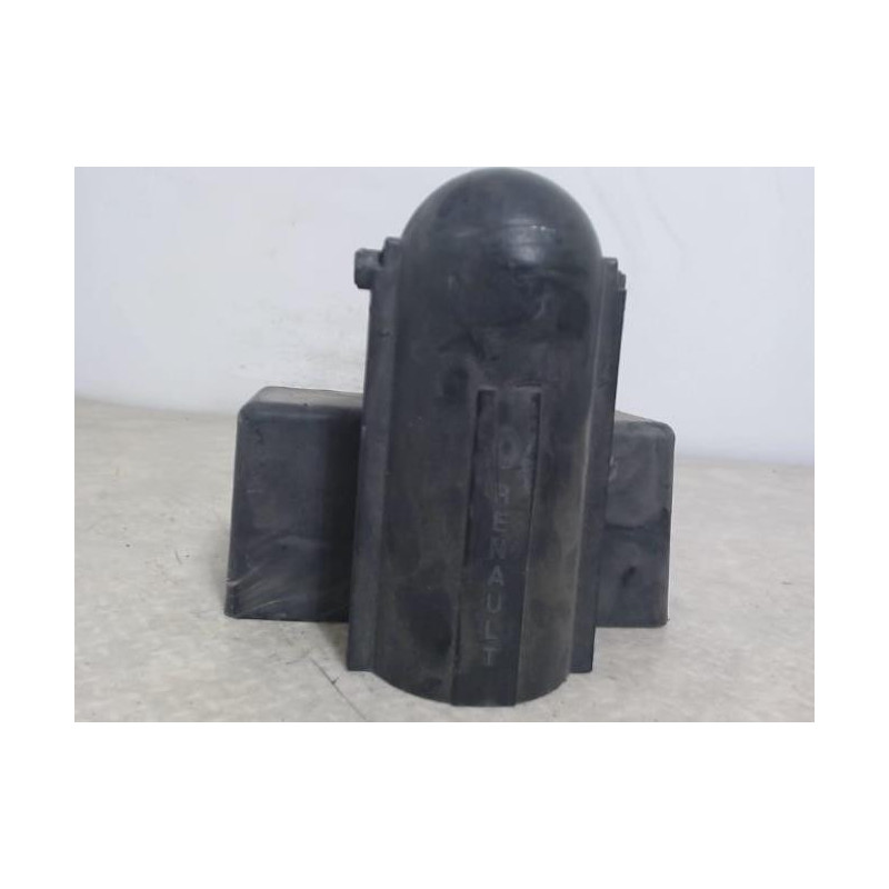 Attelage (boule de remorquage) RENAULT  d’occasion