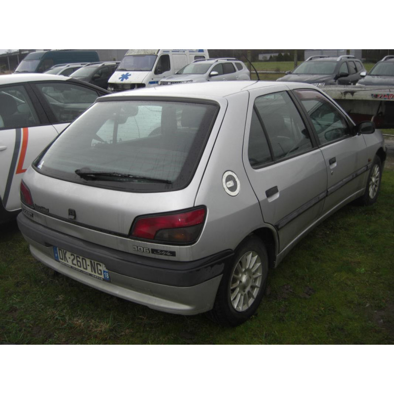 Boitier papillon PEUGEOT 306 PHASE 1 d’occasion