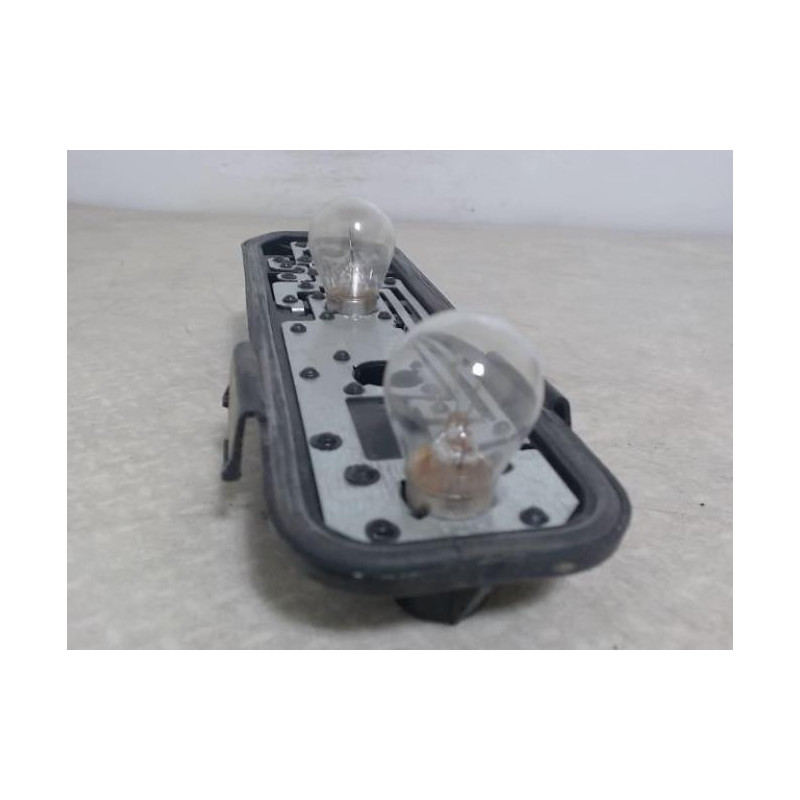 Platine feu arriere gauche RENAULT CLIO 2 PHASE 1 d’occasion