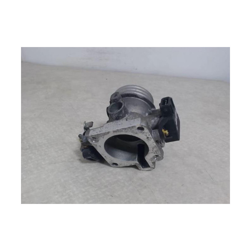 Boitier papillon RENAULT MEGANE 1 PHASE 2 d’occasion