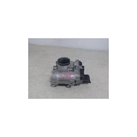 Boitier papillon RENAULT TWINGO 1 PHASE 3 d’occasion