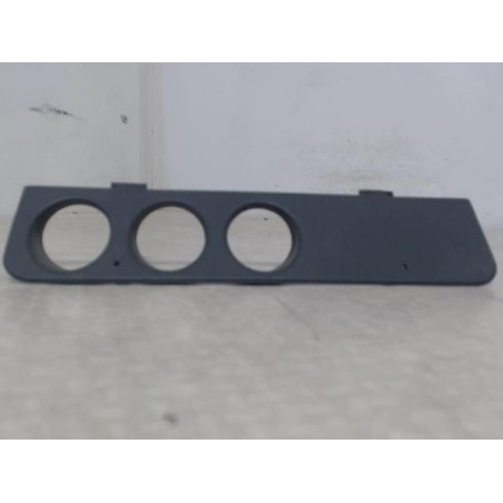 Console central (interieur plastique) PEUGEOT 205 PHASE 1 d’occasion
