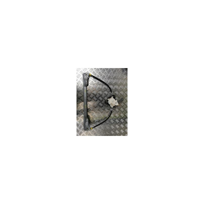 Leve vitre electrique avant gauche RENAULT CLIO 2 PHASE 2 d’occasion