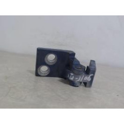 Charniere de porte avant gauche PEUGEOT 106 PHASE 2 d’occasion