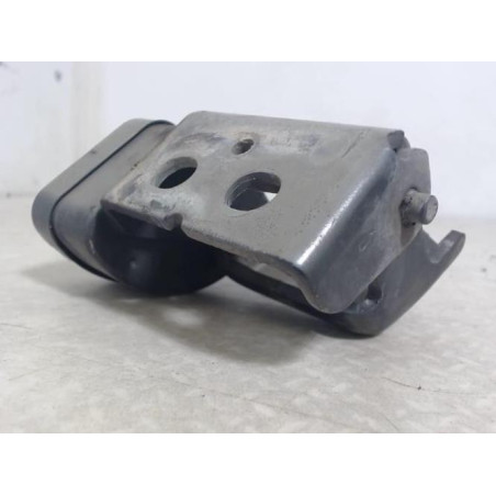 Charniere de porte avant droit RENAULT GRAND SCENIC 2 PHASE 1 d’occasion