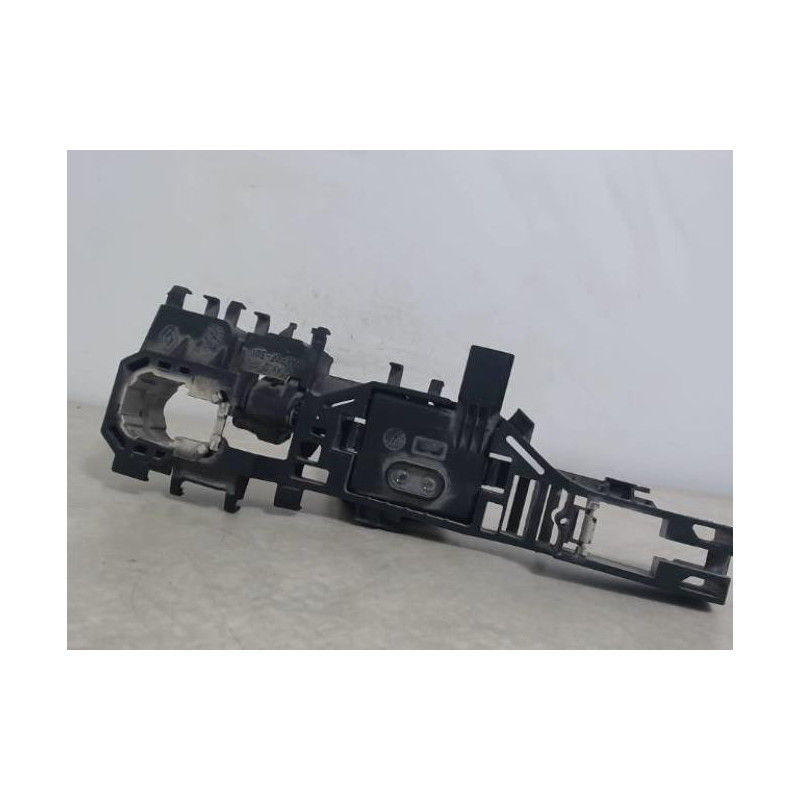 Support poignee porte avant gauche RENAULT GRAND SCENIC 2 PHASE 1 d’occasion