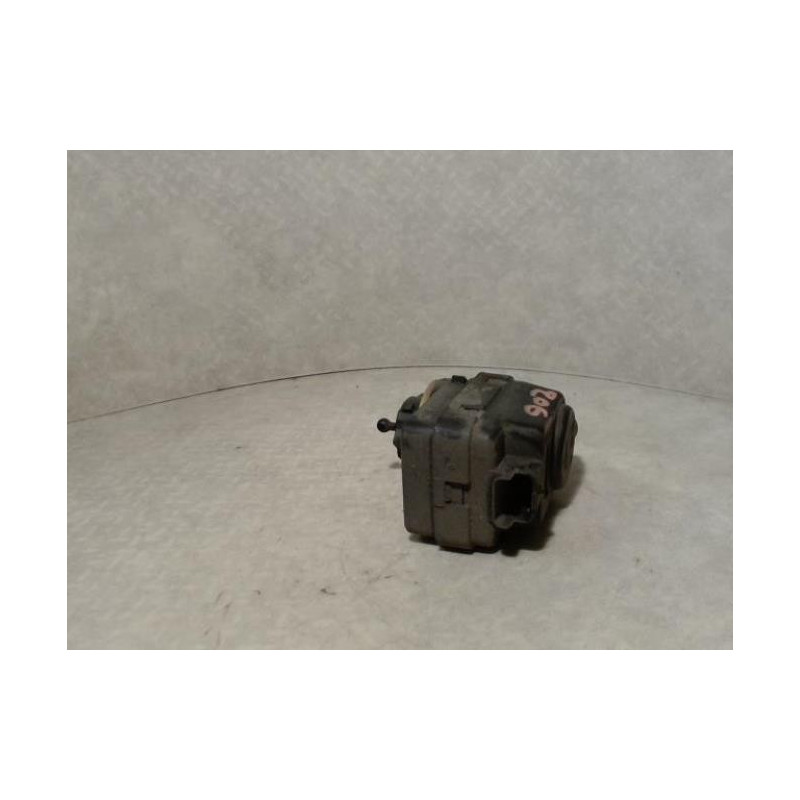 Commande de reglage hauteur de phare PEUGEOT 206 PHASE 1 d’occasion