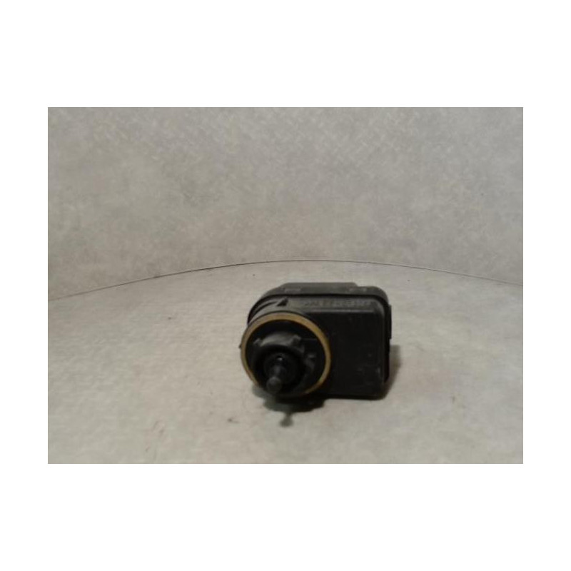 Commande de reglage hauteur de phare PEUGEOT 306 PHASE 2 d’occasion