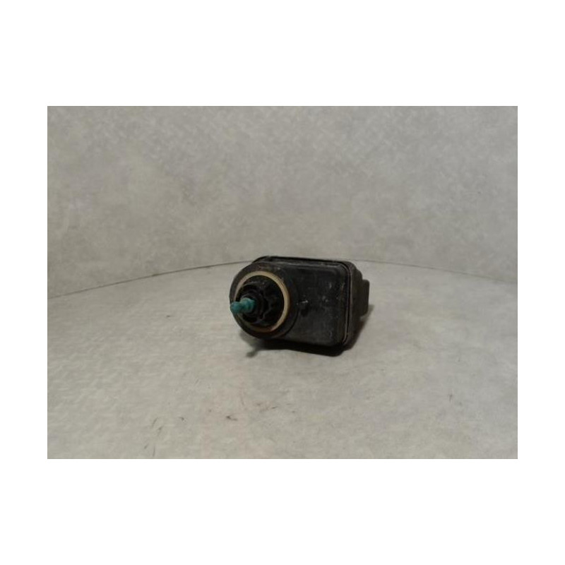 Commande de reglage hauteur de phare RENAULT MEGANE 1 PHASE 2 COUPE d’occasion