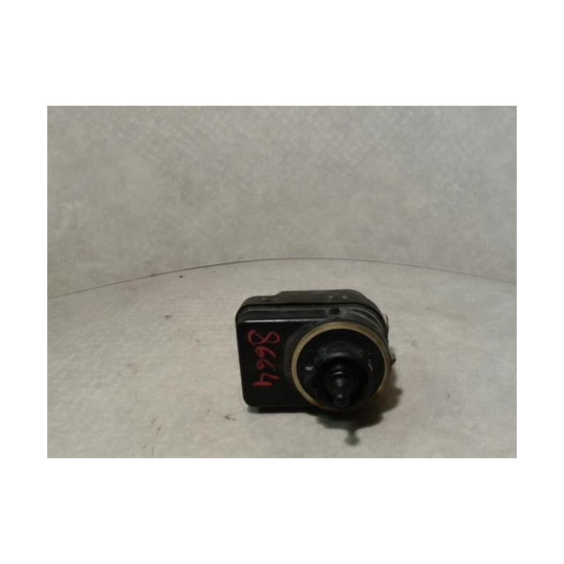 Commande de reglage hauteur de phare PEUGEOT 2.2 HDI 135 16V d’occasion