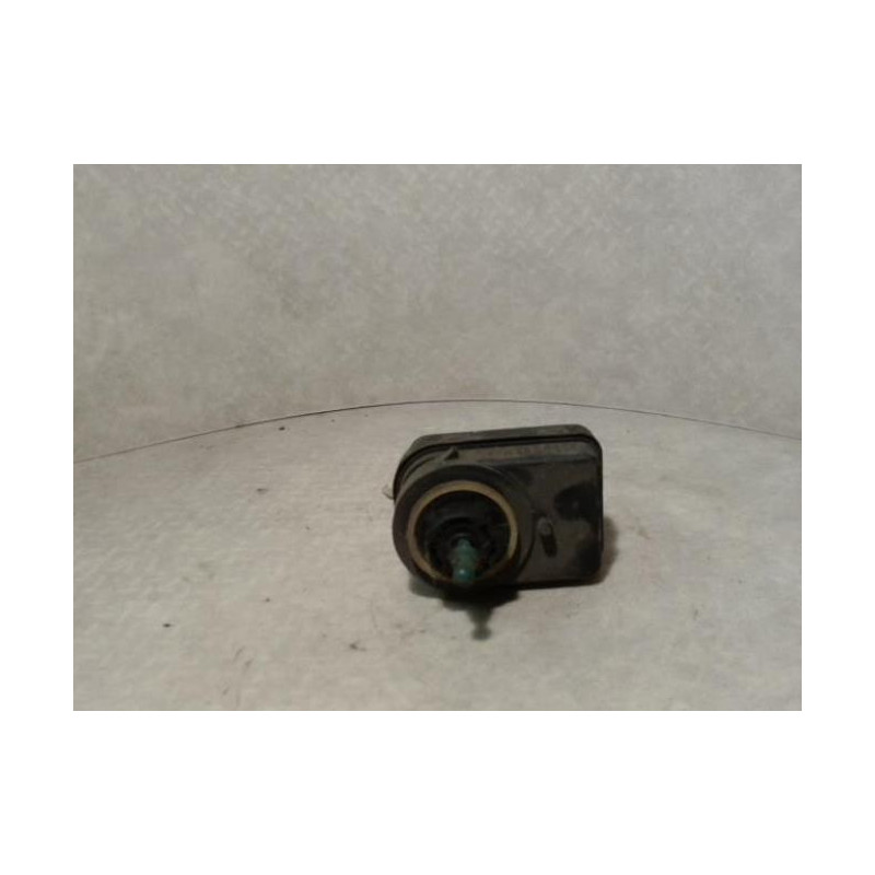 Commande de reglage hauteur de phare RENAULT MEGANE 1 PHASE 1 d’occasion
