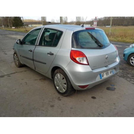 Anti brouillard gauche (feux) RENAULT CLIO 3 PHASE 1 d’occasion
